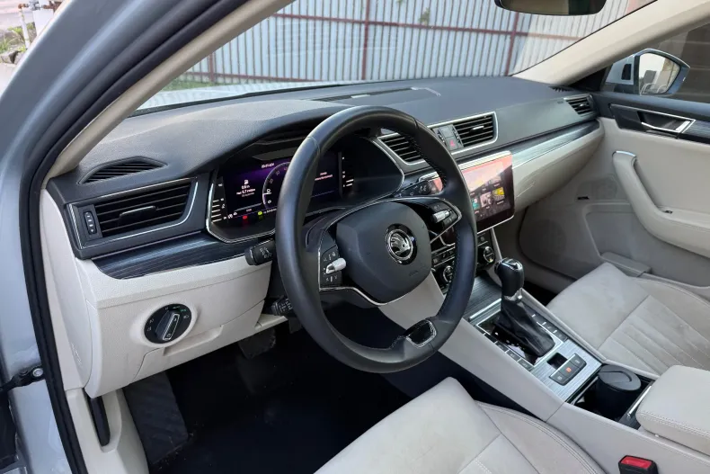Skoda Superb din 2022 cu 54.207 km - oferta SKO234625 - foto 24