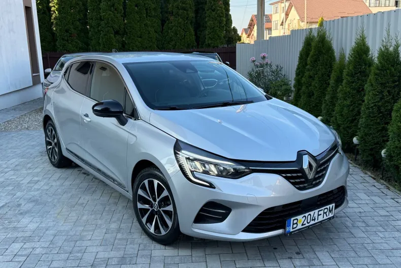 Renault Clio din 2023 cu 44.139 km - oferta REN234626 - foto 1