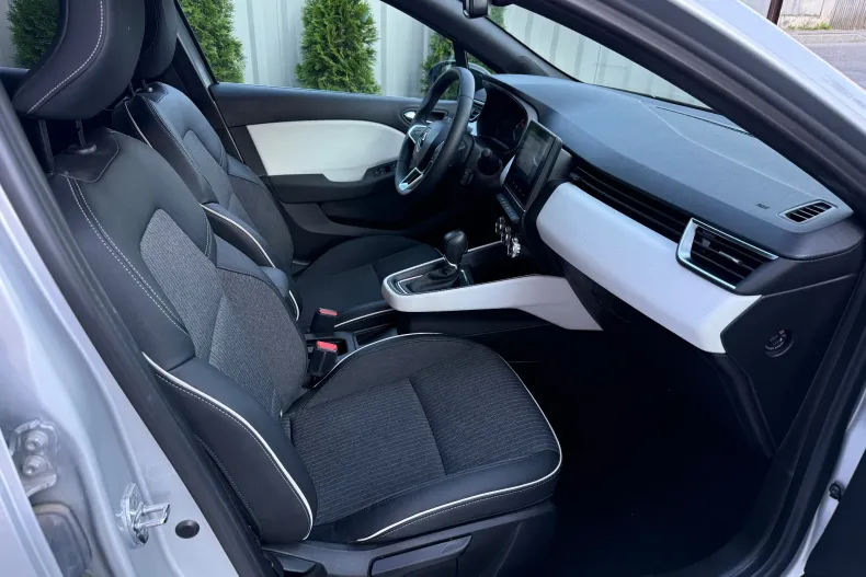 Renault Clio din 2023 cu 44.139 km - oferta REN234626 - foto 21