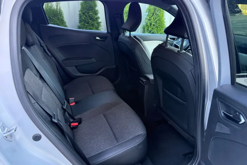 Renault Clio din 2023 cu 44.139 km - oferta REN234626 - foto 28