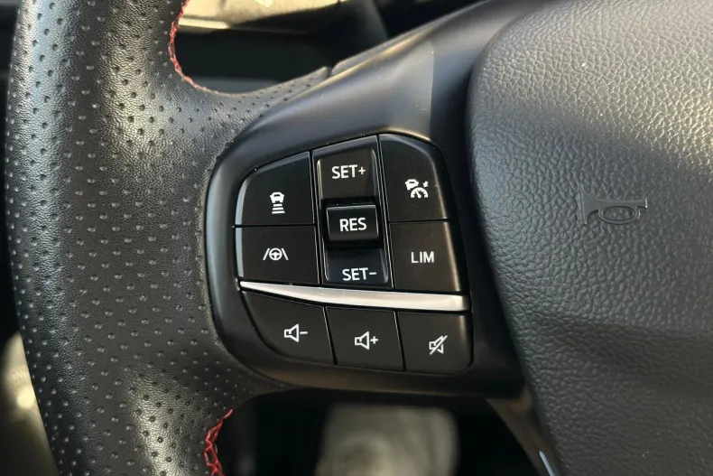 Ford Kuga din 2023 cu 126.000 km - oferta FOR234628 - foto 31