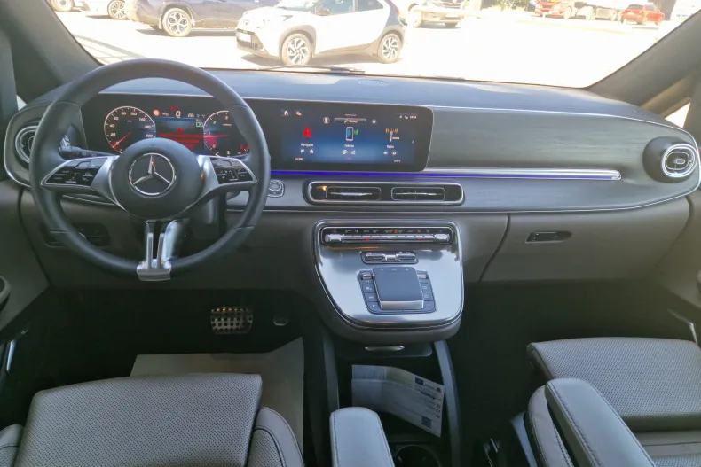 Mercedes-Benz V 300 (Clasa V) din 2025 cu 19.647 km - oferta MER234636 - foto 14