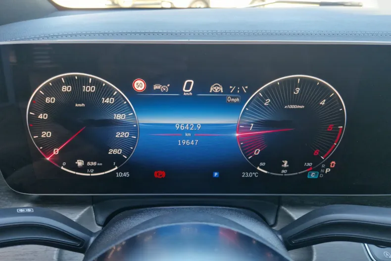 Mercedes-Benz V 300 (Clasa V) din 2025 cu 19.647 km - oferta MER234636 - foto 18
