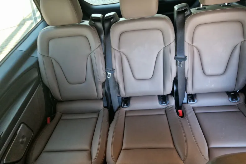 Mercedes-Benz V 300 (Clasa V) din 2025 cu 19.647 km - oferta MER234636 - foto 26