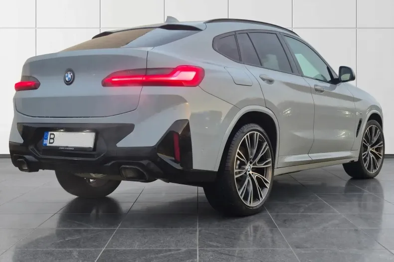 BMW X4 (Seria X) din 2023 cu 54.600 km - oferta BMW234638 - foto 3