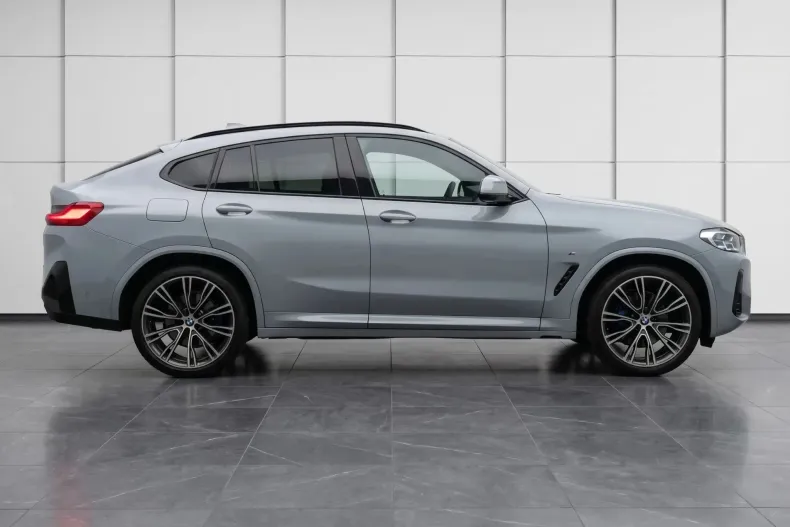 BMW X4 (Seria X) din 2023 cu 54.600 km - oferta BMW234638 - foto 5