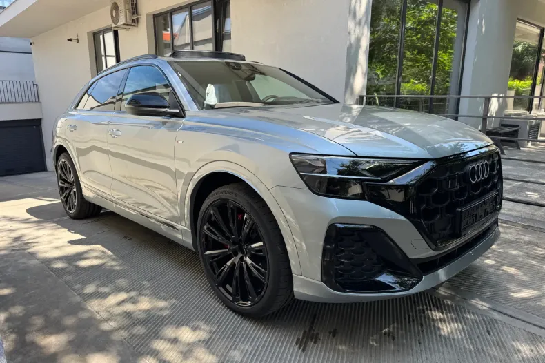 Audi Q8 din 2026 cu 9 km - oferta AUD234640 - foto 3