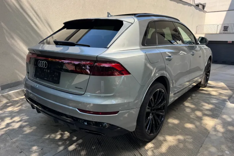 Audi Q8 din 2026 cu 9 km - oferta AUD234640 - foto 4