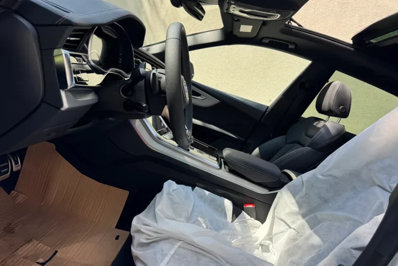 Audi Q8 din 2026 cu 9 km - oferta AUD234640 - foto 10