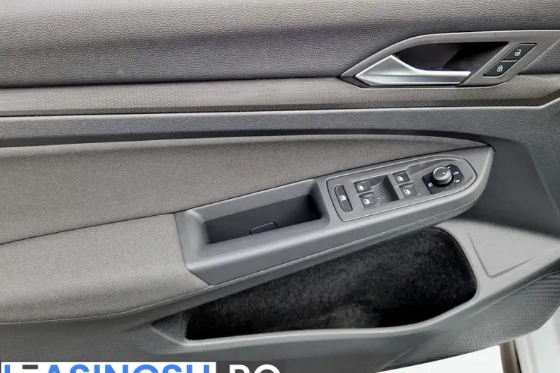 Volkswagen Golf din 2022 cu 73.590 km - oferta VOL234647 - foto 12