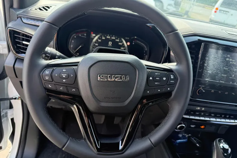 Isuzu D-Max din 2026 cu 7 km - oferta ISU234651 - foto 10