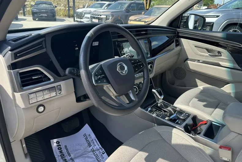 KGM Korrando din 2025 cu 10.107 km - oferta KGM234653 - foto 9