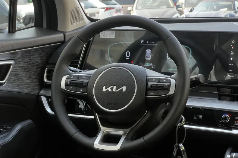 Kia Sportage din 2025 cu 3.930 km - oferta KIA234667 - foto 10