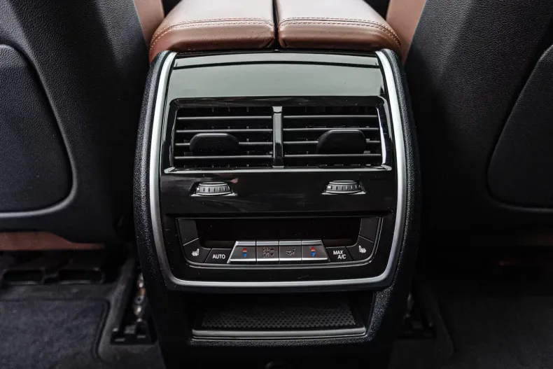 BMW X5 (Seria X) din 2026 cu 50 km - oferta BMW234678 - foto 11