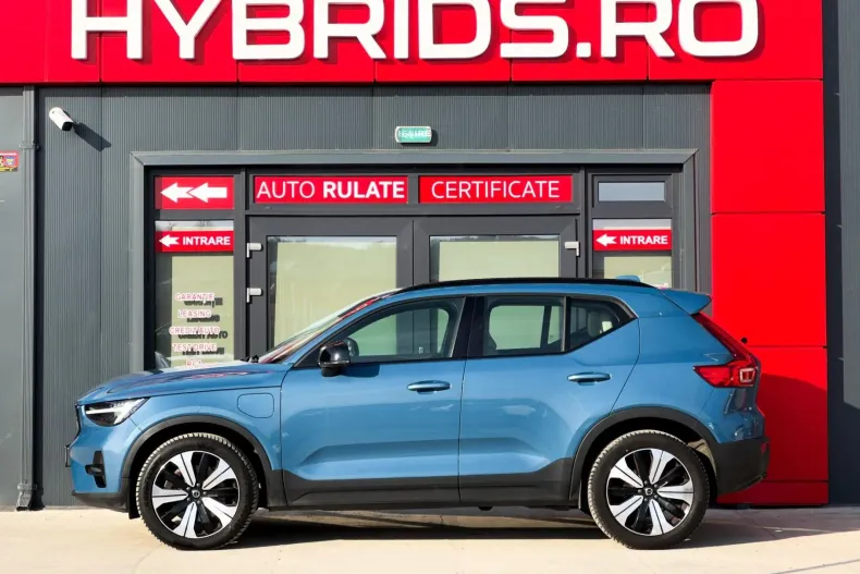 Volvo XC40 din 2022 cu 87.489 km - oferta VOL234679 - foto 3