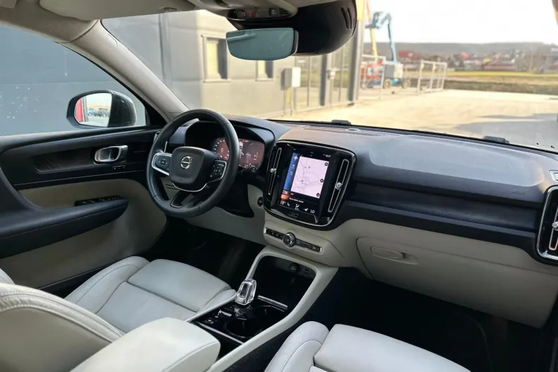 Volvo XC40 din 2022 cu 87.489 km - oferta VOL234679 - foto 18
