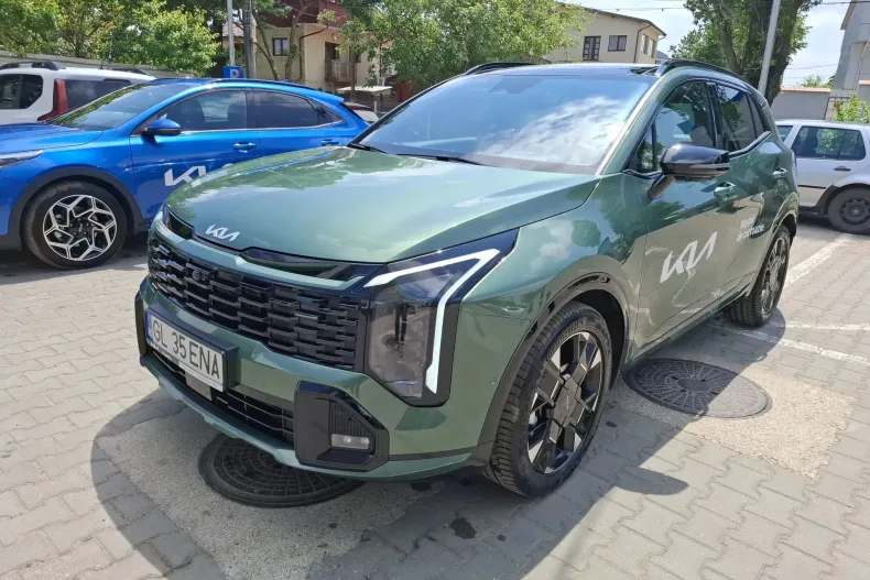 Kia Sportage din 2025 cu 3.800 km - oferta KIA234680 - foto 1