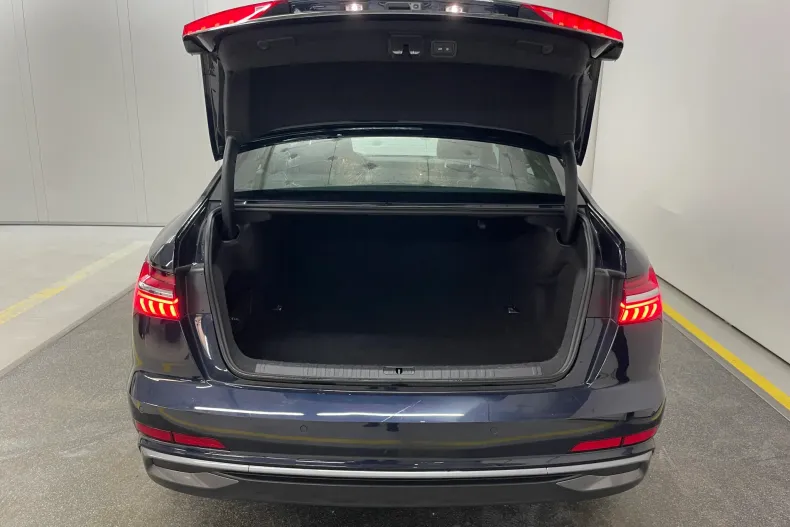 Audi A6 din 2024 cu 27.590 km - oferta AUD234689 - foto 10
