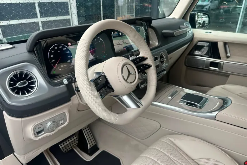 Mercedes-Benz G 450 (Clasa G) din 2026 cu 10 km - oferta MER234694 - foto 12