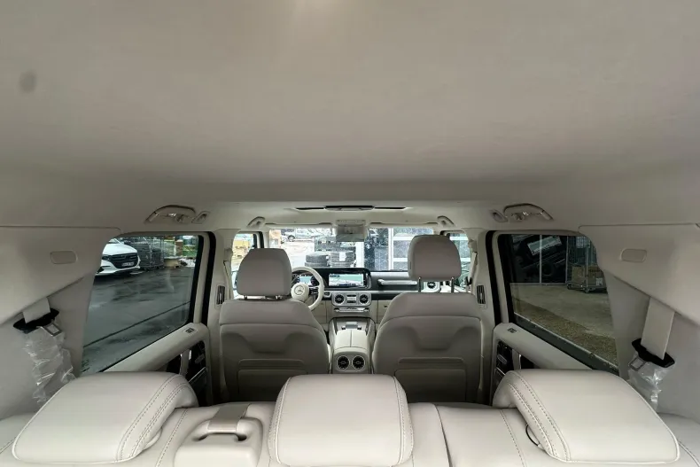 Mercedes-Benz G 450 (Clasa G) din 2026 cu 10 km - oferta MER234694 - foto 23