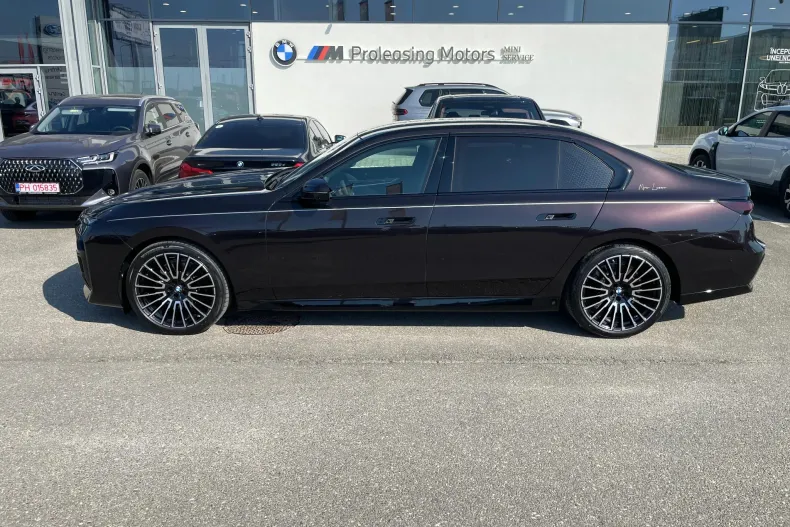BMW 740d (Seria 7) din 2026 cu 1 km - oferta BMW234701 - foto 3