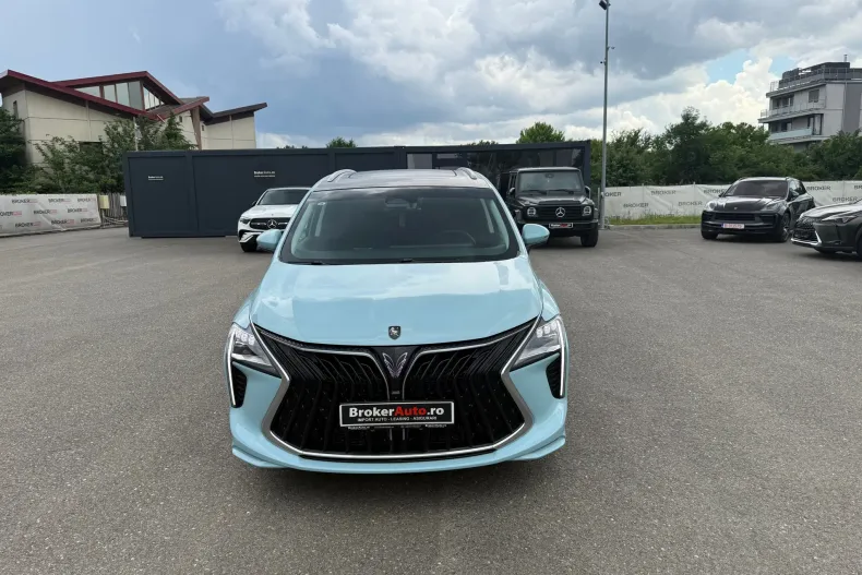 Forthing V9 din 2025 cu 13.759 km - oferta FOR234703 - foto 2