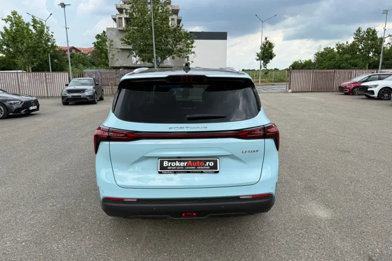 Forthing V9 din 2025 cu 13.759 km - oferta FOR234703 - foto 5
