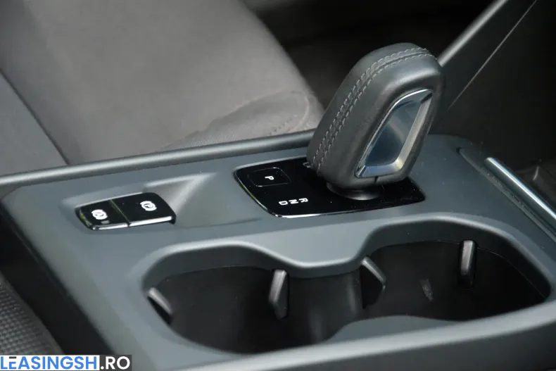 Volvo XC40 din 2021 cu 174.476 km - oferta VOL234705 - foto 29