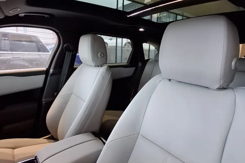 Land Rover Range Rover Velar din 2025 cu 1 km - oferta LAN234718 - foto 8