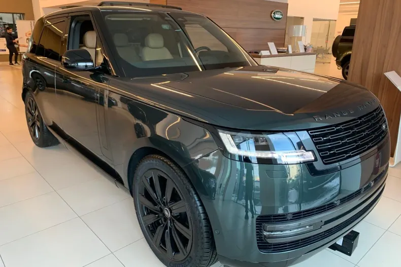 Land Rover Range Rover din 2025 cu 1 km - oferta LAN234719 - foto 1