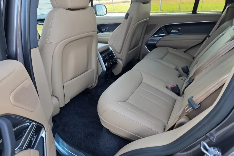 Land Rover Range Rover din 2025 cu 1 km - oferta LAN234721 - foto 5