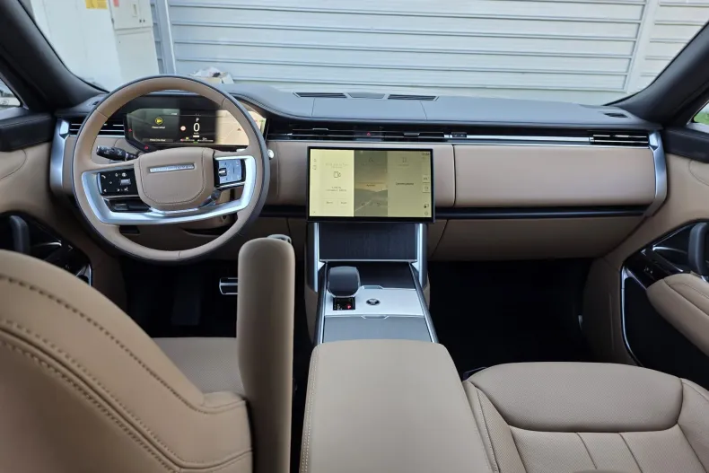 Land Rover Range Rover din 2025 cu 1 km - oferta LAN234721 - foto 6