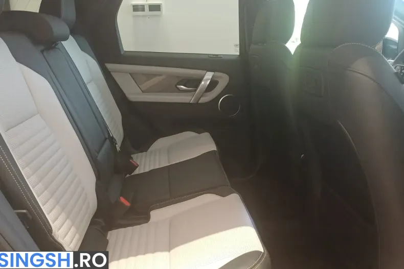 Land Rover Discovery Sport din 2025 cu 1 km - oferta LAN234723 - foto 6
