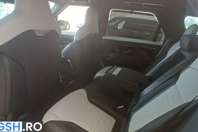 Land Rover Range Rover Sport din 2025 cu 1 km - oferta LAN234724 - foto 10