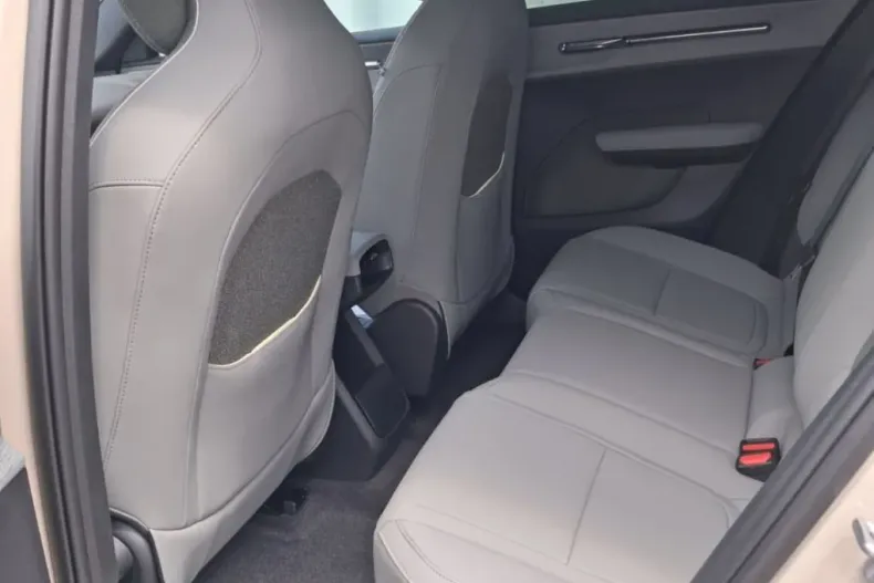 Volvo EX30 din 2025 cu 1 km - oferta VOL234727 - foto 11