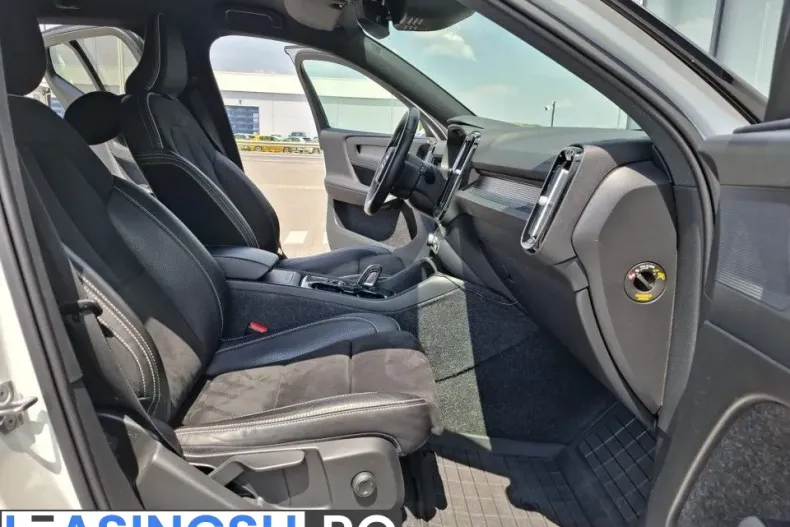 Volvo XC40 din 2020 cu 98.000 km - oferta VOL234730 - foto 19