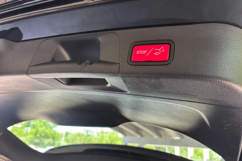 Mercedes-Benz GLB 180 (Clasa GLB) din 2022 cu 168.000 km - oferta MER234732 - foto 36