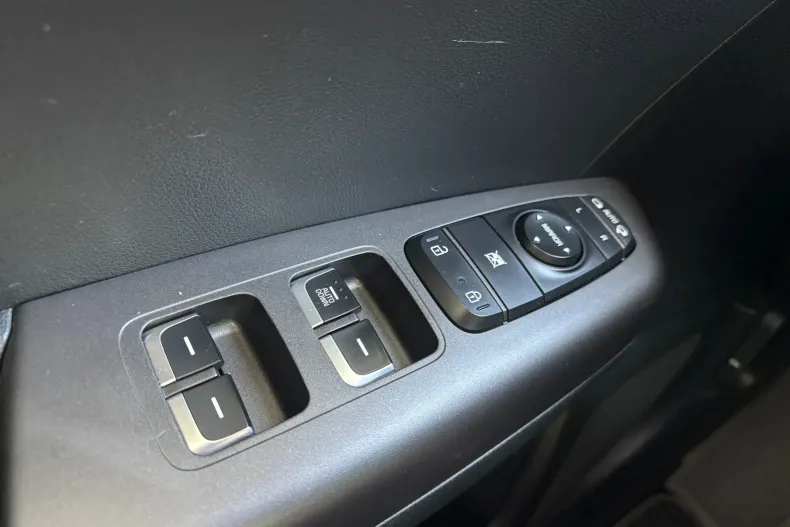 Kia Sportage din 2021 cu 165.000 km - oferta KIA234733 - foto 19