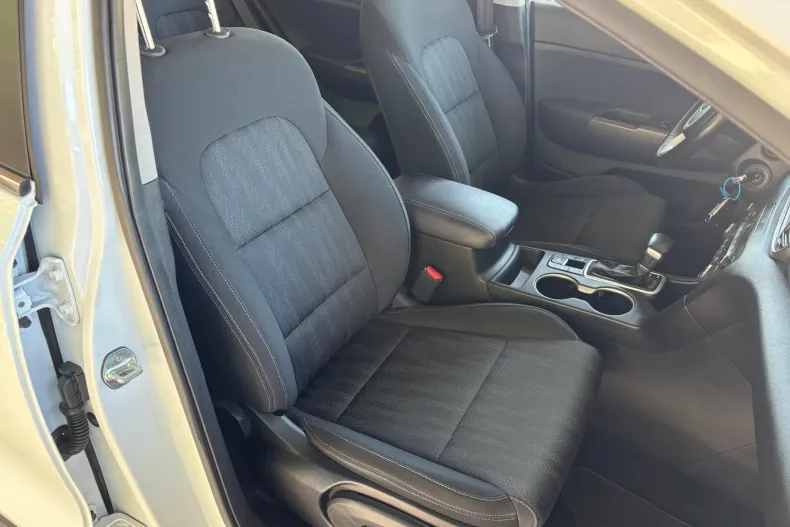 Kia Sportage din 2021 cu 165.000 km - oferta KIA234733 - foto 34