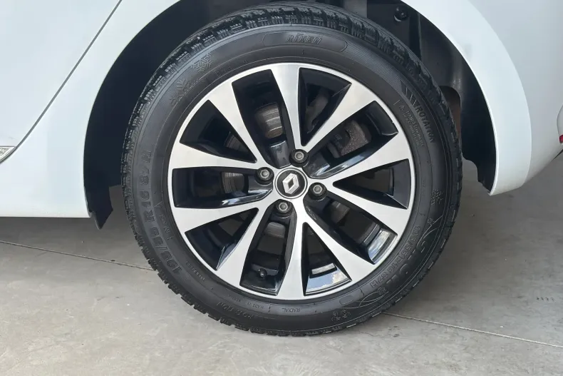 Renault Clio din 2022 cu 105.000 km - oferta REN234734 - foto 10