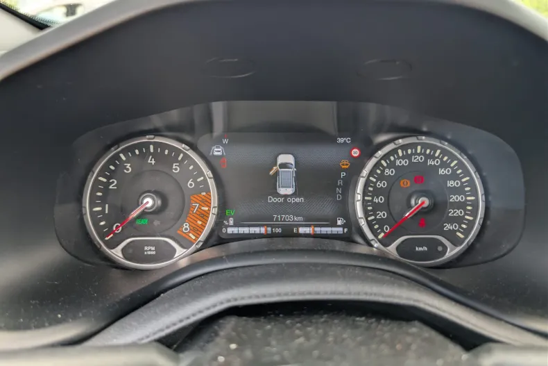 Jeep Renegade din 2022 cu 71.703 km - oferta JEE234739 - foto 12