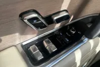 Land Rover Range Rover din 2022 cu 63.500 km - oferta LAN234740 - foto 20