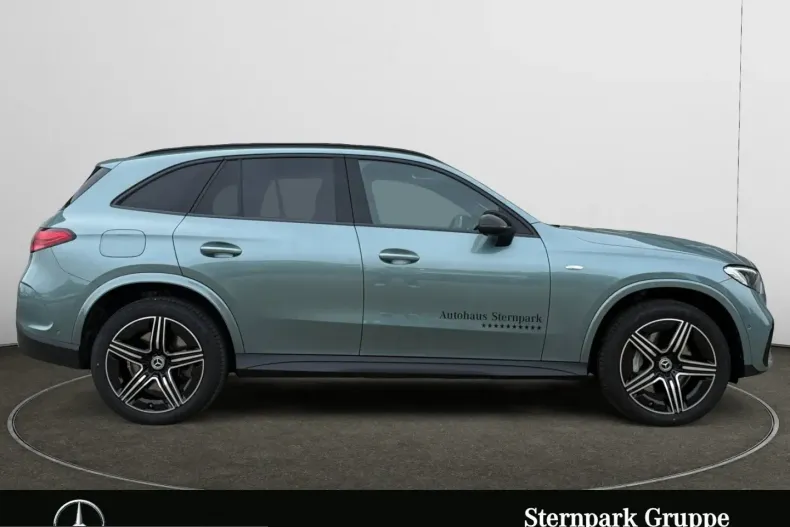 Mercedes-Benz GLC 300 (Clasa GLC) din 2024 cu 15.000 km - oferta MER234742 - foto 6