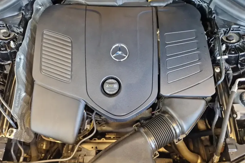 Mercedes-Benz GLC 300 (Clasa GLC) din 2025 cu 24.886 km - oferta MER234743 - foto 6