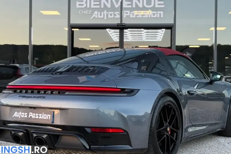 Porsche 911 din 2025 cu 5.500 km - oferta POR234746 - foto 3