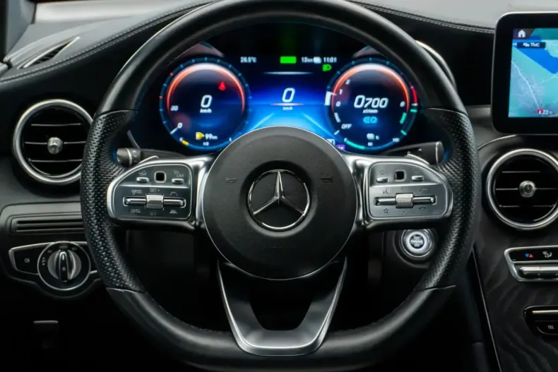 Mercedes-Benz GLC 300 (Clasa GLC) din 2021 cu 105.265 km - oferta MER234767 - foto 39