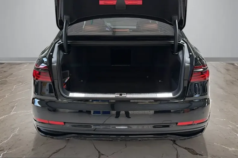 Audi A8 din 2023 cu 34.353 km - oferta AUD234768 - foto 11