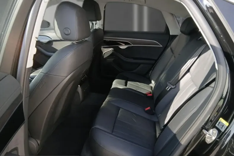 Audi A8 din 2024 cu 40.711 km - oferta AUD234775 - foto 10