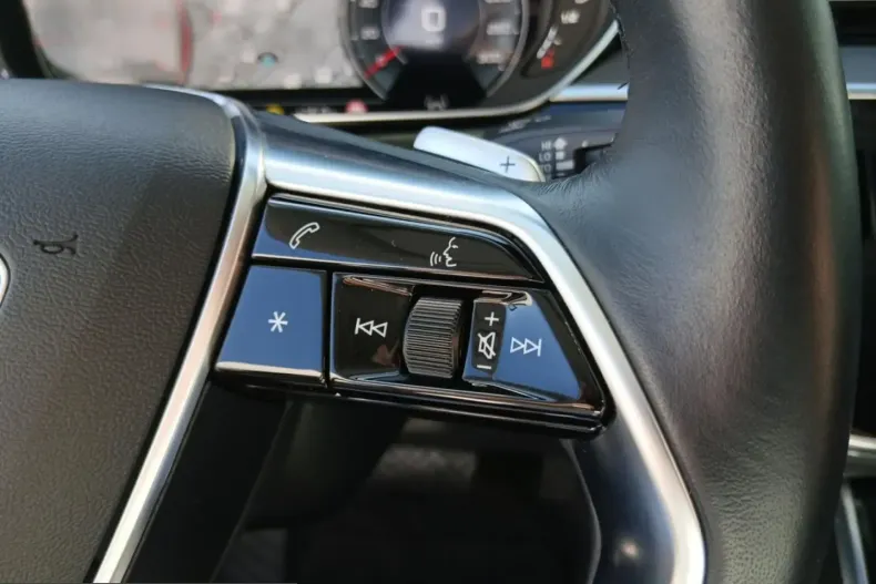 Audi A8 din 2024 cu 40.711 km - oferta AUD234775 - foto 14