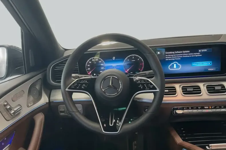 Mercedes-Benz GLE 300 (Clasa GLE) din 2025 cu 4.562 km - oferta MER234781 - foto 16